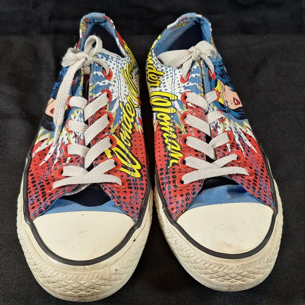 Converse Chuck Taylor All Star Classic Wonder Woman Shoes Size Men's 7 Women's 9 - Picture 3 of 8